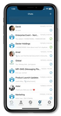 Green and Blue icons help users easily differentiate between internal chats with coworkers and external chats with customers and other outside contacts.