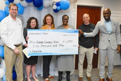 Pictured left to right:
Clearwave Fiber Southeast Regional President Ashley Phillips, Rockdale Emergency Relief board members JaNice Van Ness and Peggy Lawrence, Rockdale Emergency Relief Executive Director Sandra Jackson-Lett, Clearwve Fiber CEO David Armistead, Clearwave Fiber General Manger Derrick Grissom.
Rasheda D. Cylar, Photographer