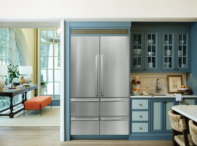 The new pinnacle for the natural progression in the built-in market, this ENERGY STAR certified refrigerator-freezer allows the design community to offer clients unprecedented capacity and functionality in the popular French Door configuration, making this product ideal for the re-placement of aging 48-inch refrigerators.