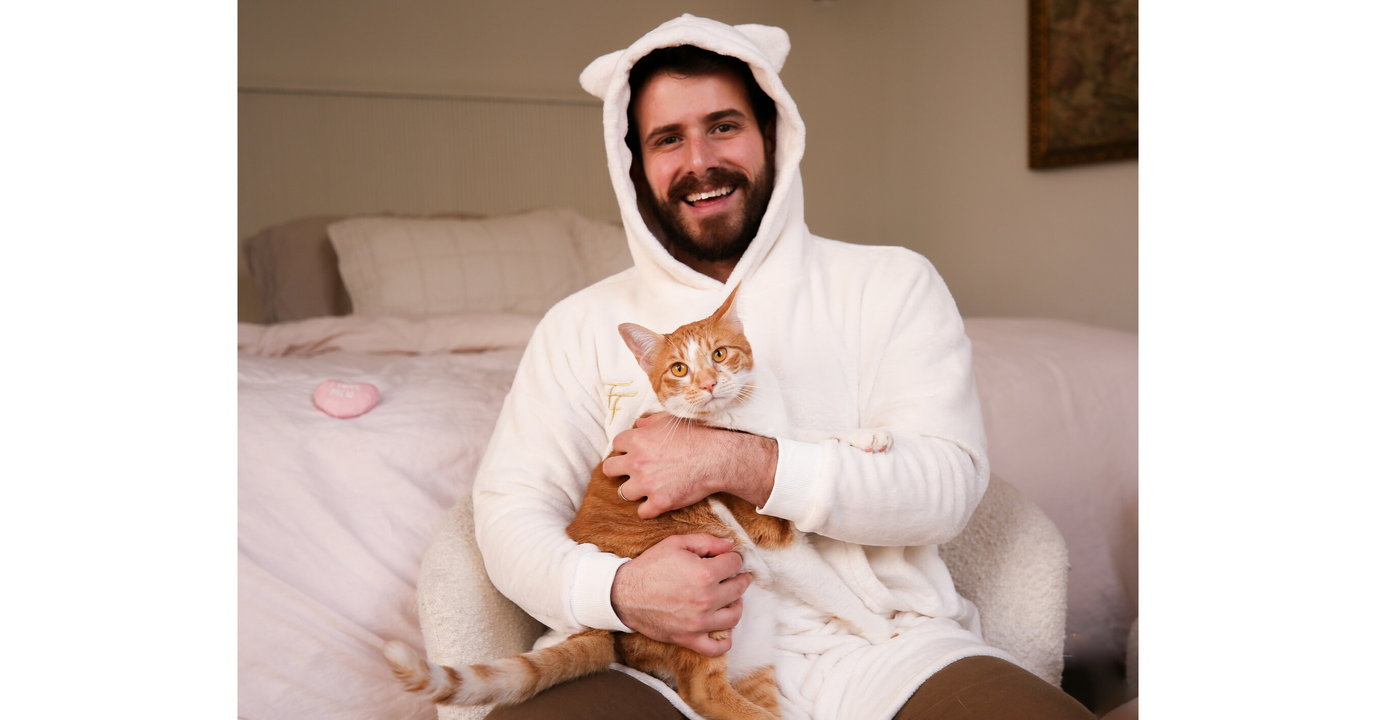Fancy Feast Launches Limited-Edition “Cuddle Collection” for Cat Lovers