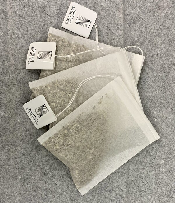 EnfiniTea tea bags by Numinus Bioscience (CNW Group/Numinus Wellness Inc.)