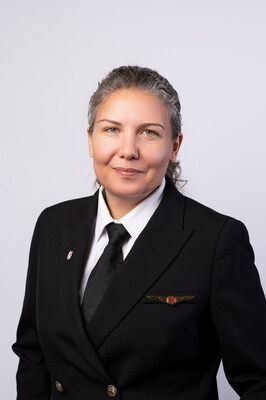 Premire officire Charlene Hudy, prsidente du CEN de l'APAC (Groupe CNW/Air Canada Pilots Association)