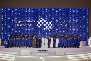 La primera universidad de IA del mundo, Mohamed bin Zayed University of Artificial Intelligence, homenajea a sus graduados iniciales
