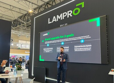 LAMPRO Conferência de Imprensa (PRNewsfoto/Unilumin Group., Ltd.)