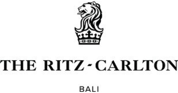 THE RITZ-CARLTON, BALI MERAYAKAN KESUKSESAN SELAMA 10 TAHUN