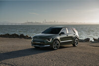 Kia Niro HEV named Best Car of 2023 by Cars.com.