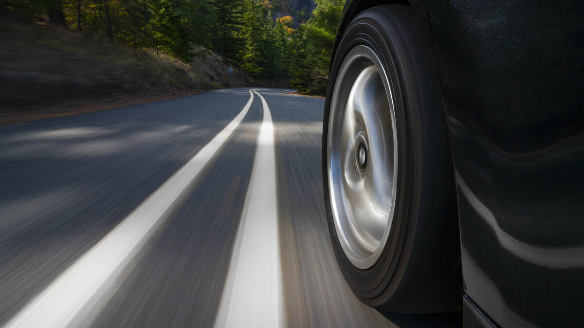 New analysis by Geotab investigates the impact of temperature and speed on electric vehicle range - Vimarsana News