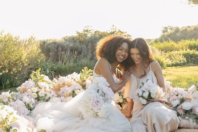 David's Bridal has teamed up with Something Borrowed Blooms to deliver premium-quality silk florals to the modern couple.