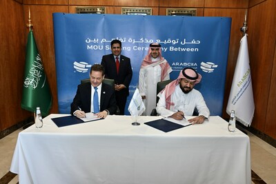 Leadership from The IIA and newly-formed Arab Confederation of Institutes of Internal Auditors (ARABCIIA) sign their new Memorandum of Understanding. 
Back row: Benito Ybarra (L) and Dr. Hussam Alangari (R)
Front row: Anthony Pugliese (L) and Abdullah S. Alshebeil (R)