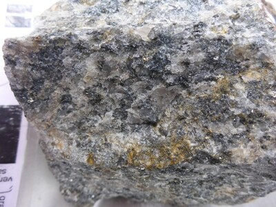 Figure 4: Sample GM10216, Li2O – 0.57%. XRD analysis indicates that the sample is comprised largely of quartz, zinnwaldite and topaz. Note that these photos are not intended to be representative of broader mineralization on the Project. (CNW Group/TinOne Resources Corp.)
