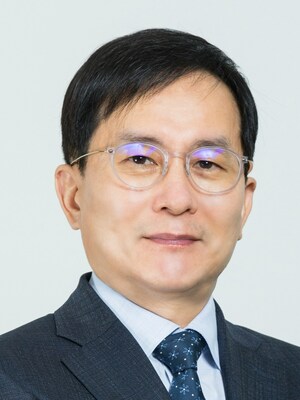 Lam Research Corporation (NASDAQ: LRCX) today announced that Dr. Ho Kyu Kang has joined its board of directors, effective February 7, 2023. Dr. Kang Chair Professor of the Department of Systems Semiconductor Engineering at Yonsei University in Seoul, South Korea and During his distinguished 35-year career at Samsung, Dr. Kang held a range of leadership positions and drove the development of multiple generations of logic and 2D and 3D memories.
