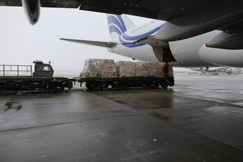 Offloading Aid Relief Materials