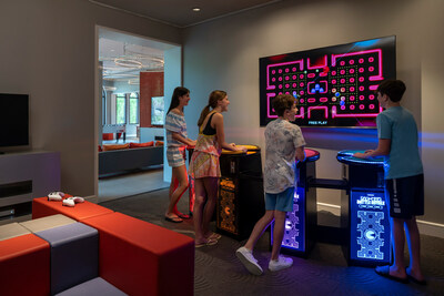 Teens will stay entertained at “The Hideout” featuring the latest gaming systems such as virtual reality, multi-player PAC-MAN and interactive video table games.