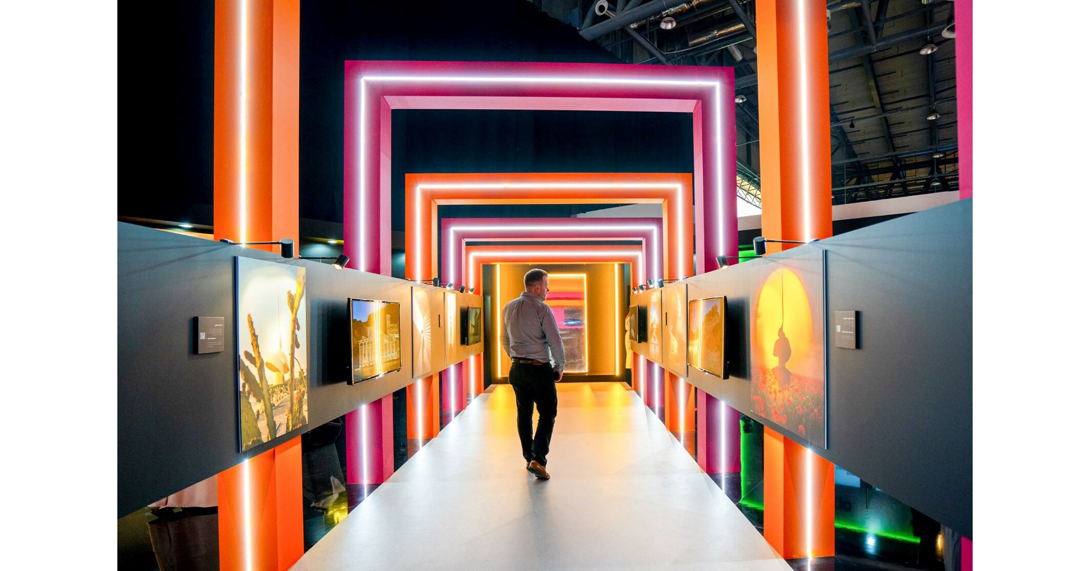 El Festival Internacional de Fotografía Xposure reúne en Sharjah a los