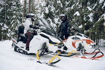 Ski-Doo and Lynx launch first ever electric snowmobiles (CNW Group/BRP Inc.)