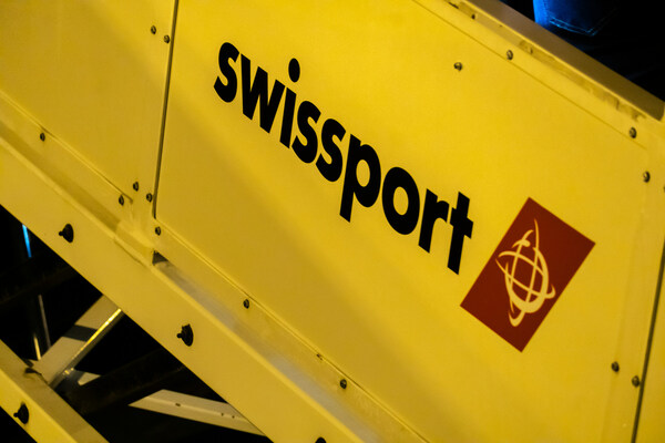 Swissport International Ltd. contract flip may impact up to 150 jobs at Montreal airport (CNW Group/Unifor)
