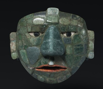 Mosaic mask made of obsidian and jade. Photo credit: Jorge Pérez de Lara