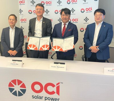 From left to right: Eiji Yanagawa, President & CEO, Mitsui & Co. Energy Marketing and Services (USA) Inc.; Charles Kim, President & CEO, OCI Solar Power; Yosuke Matsumoto, SVP & DOO, Mitsui; WooHyun Lee, Vice Chairman, OCI Company Ltd.