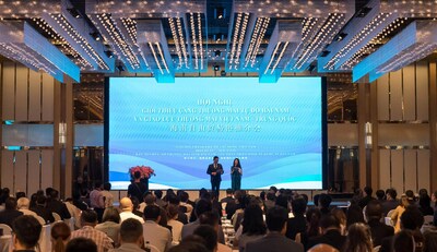 จีนจัดการประชุมส่งเสริมท่าเรือการค้าเสรีไห่หนานที่เวียดนาม พร้อมลงนาม 19 โครงการความร่วมมือ — RATINF
