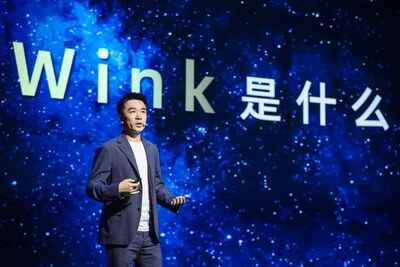 CMO Robin Liu explained the “Wink” icon