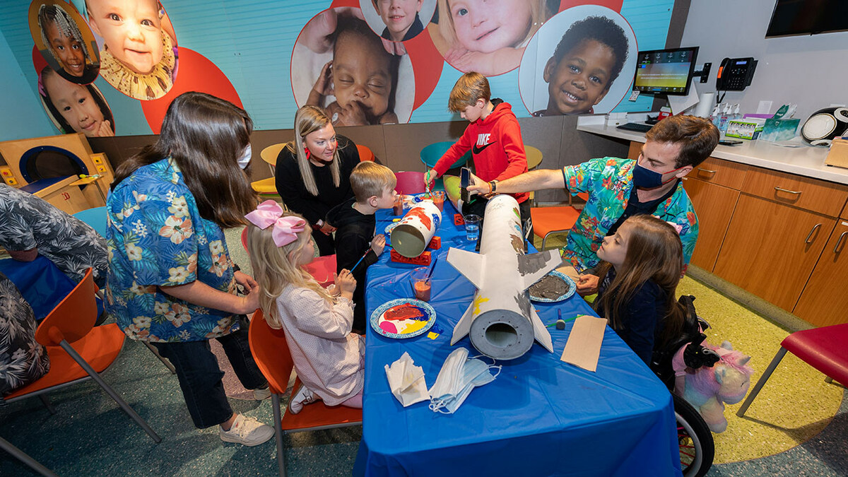 Auburn University Rocketry Team Paints Vision 'For Brighter Futures' in Visit to Children's Hospital - Vimarsana News