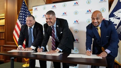 Pictured [L-R] Charles H. DeBow, III, President/CEO, National Black Chamber of Commerce (Founded 1993), Donald R. Cravins, Jr., Under Secretary, U.S. Department of Commerce, Minority Business Development Agency (Founded 1969) and Dr. Ken L. Harris, Ph.D., President/CEO, The National Business League (Founded 1900)