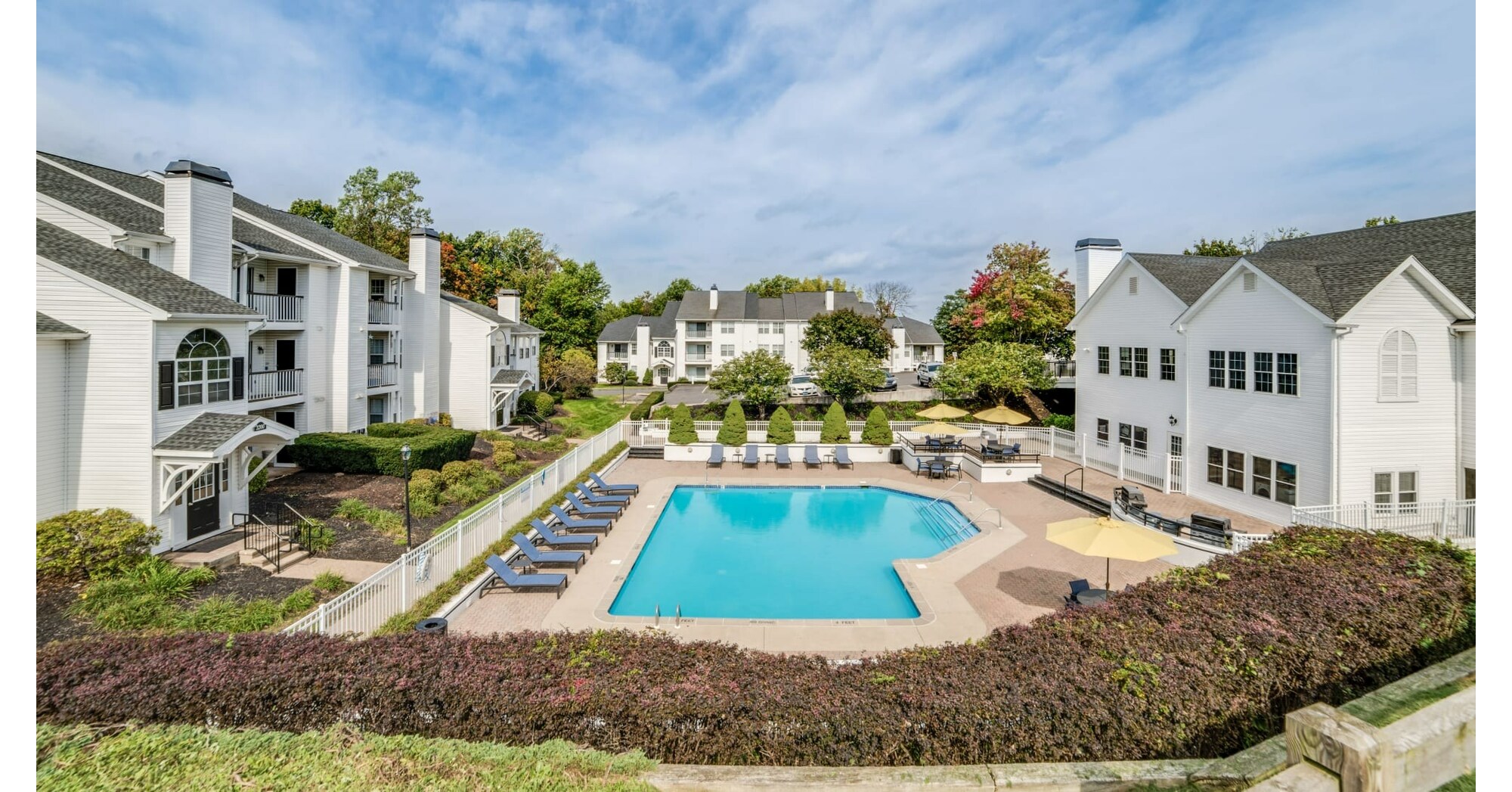 Hamilton Zanze Sells Two Properties in Hartford