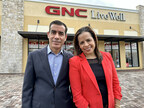 GNC's Mona and Ash Bailey Chosen as the International Franchise Association's 2023 Franchisee of the Year