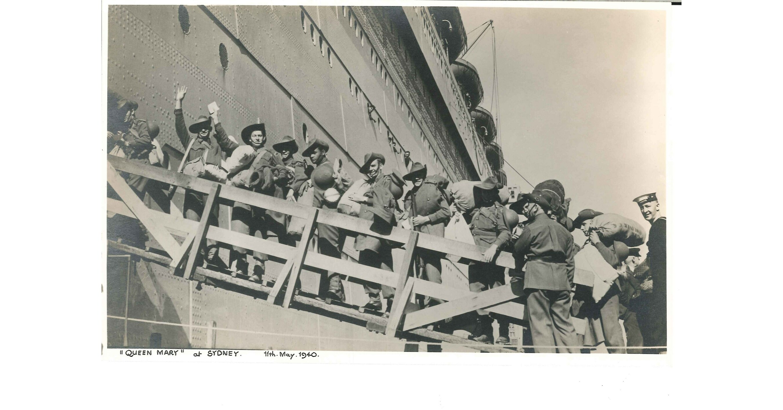 100 JAHRE CUNARD IN DER ZEIT ERFASST