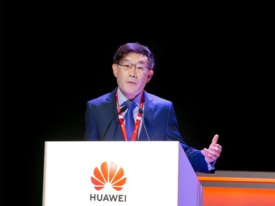 Miao Fengchun comparte experiencias en el MWC 2023 (PRNewsfoto/Huawei)