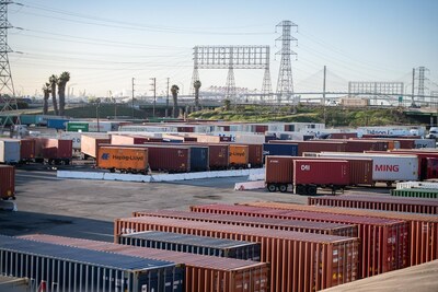 Planta de Taylored Services en el Puerto de Los Ángeles (PRNewsfoto/Yusen Logistics,Taylored Services LLC)
