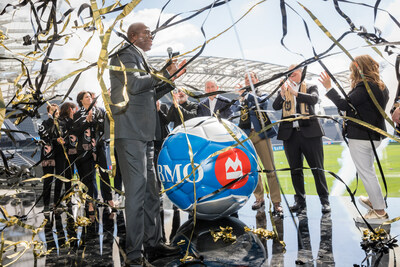 BMO, LAFC, and Angel City FC leaders celebrate the newly renamed BMO Stadium. (CNW Group/BMO Financial Group)