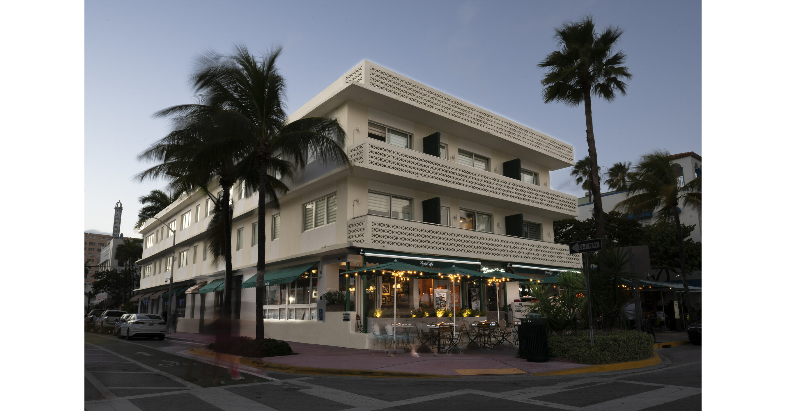 Coco Restaurant Opens in the Miami Design District - Eater Miami