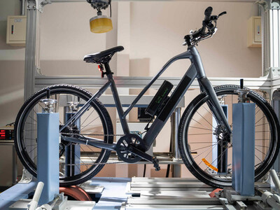 Pictured above, an e-bike undergoes safety testing at a UL Solutions laboratory. The UL enterprise – UL Research Institutes, UL Standards & Engagement and UL Solutions – commends the New York City Council on the unanimous passage of safety legislation that requires certification to UL Standards for all e-bikes and micromobility devices, sold, distributed, leased or rented in New York City.