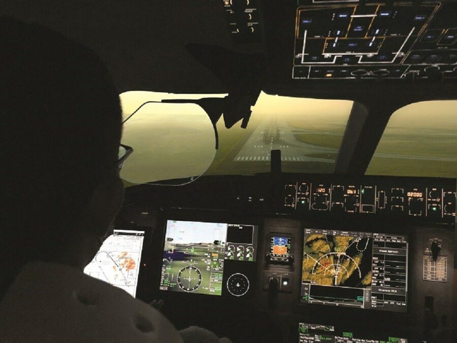 Universal Avionics Establishes Repair Capability for Dassault FalconEye® Enhanced Flight Vision System - Vimarsana News