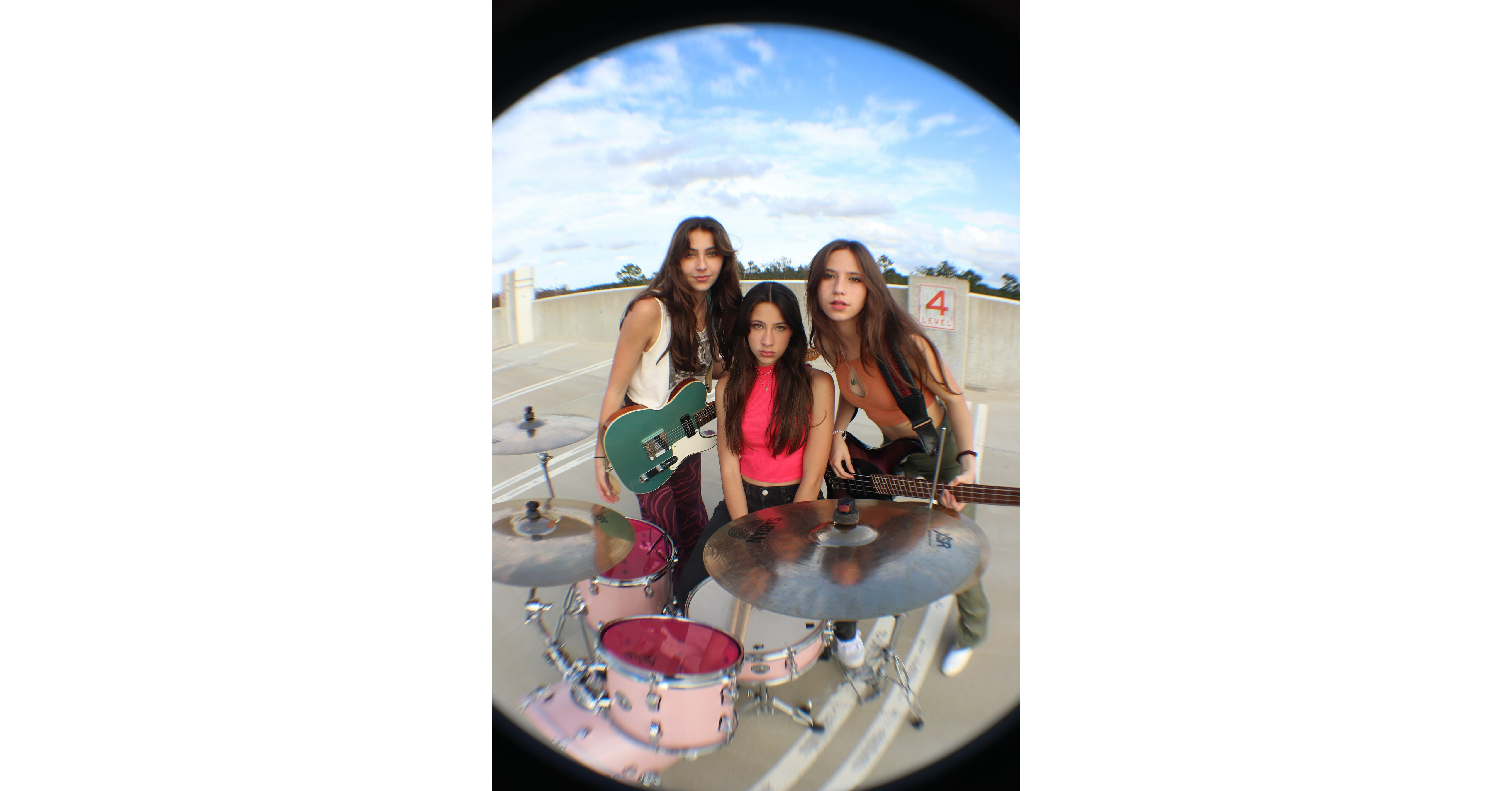 Pop Rock Trio Hello Sister Releases New Music March 10