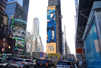 Lee Zii Jia and Team VICTOR Light up Times Square Billboard to Celebrate VICTOR's 55th Anniversary WeeklyReviewer