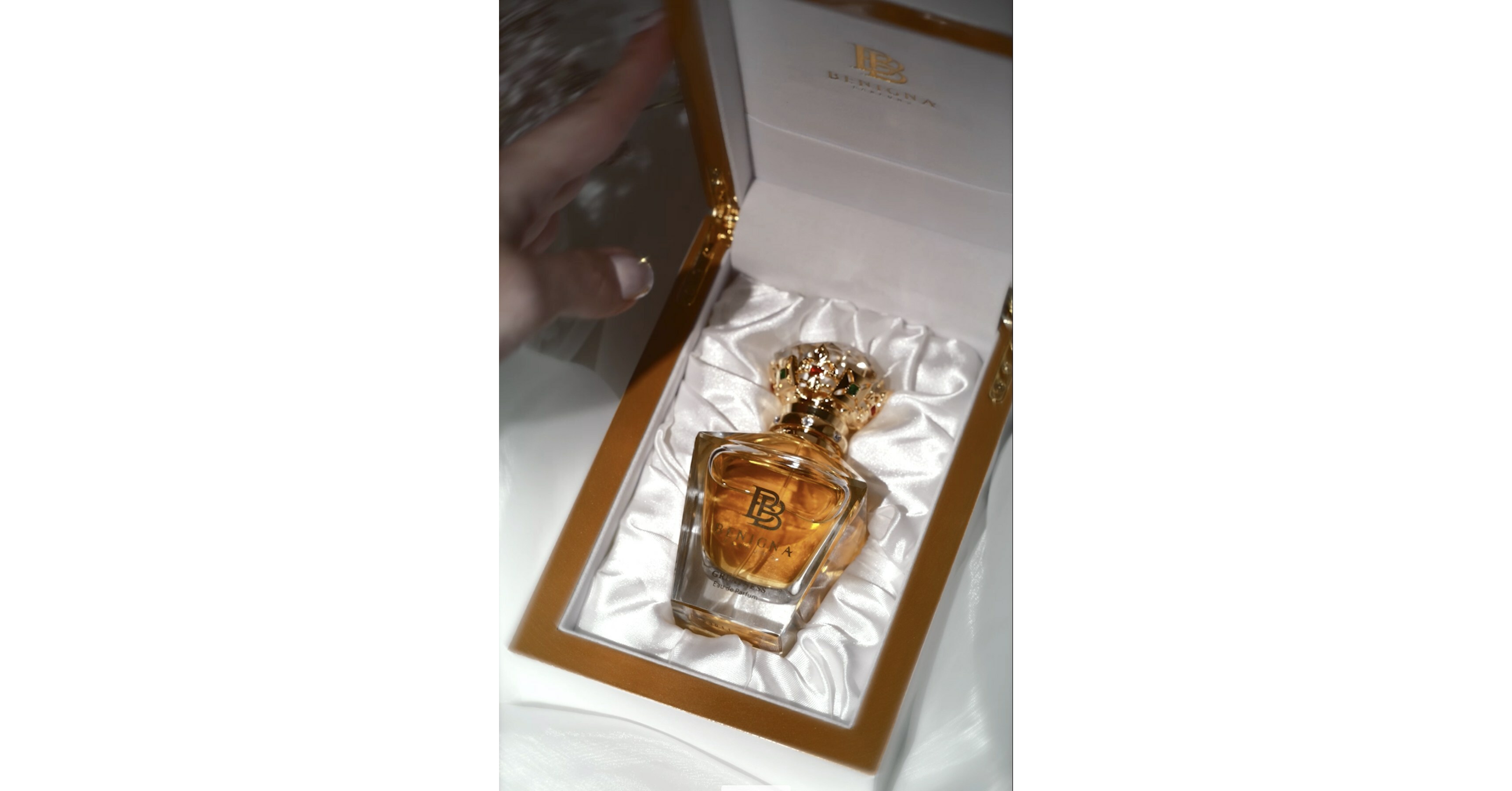 Inside the Oscars Gift Bags is the Royal Essence Collection by Benigna