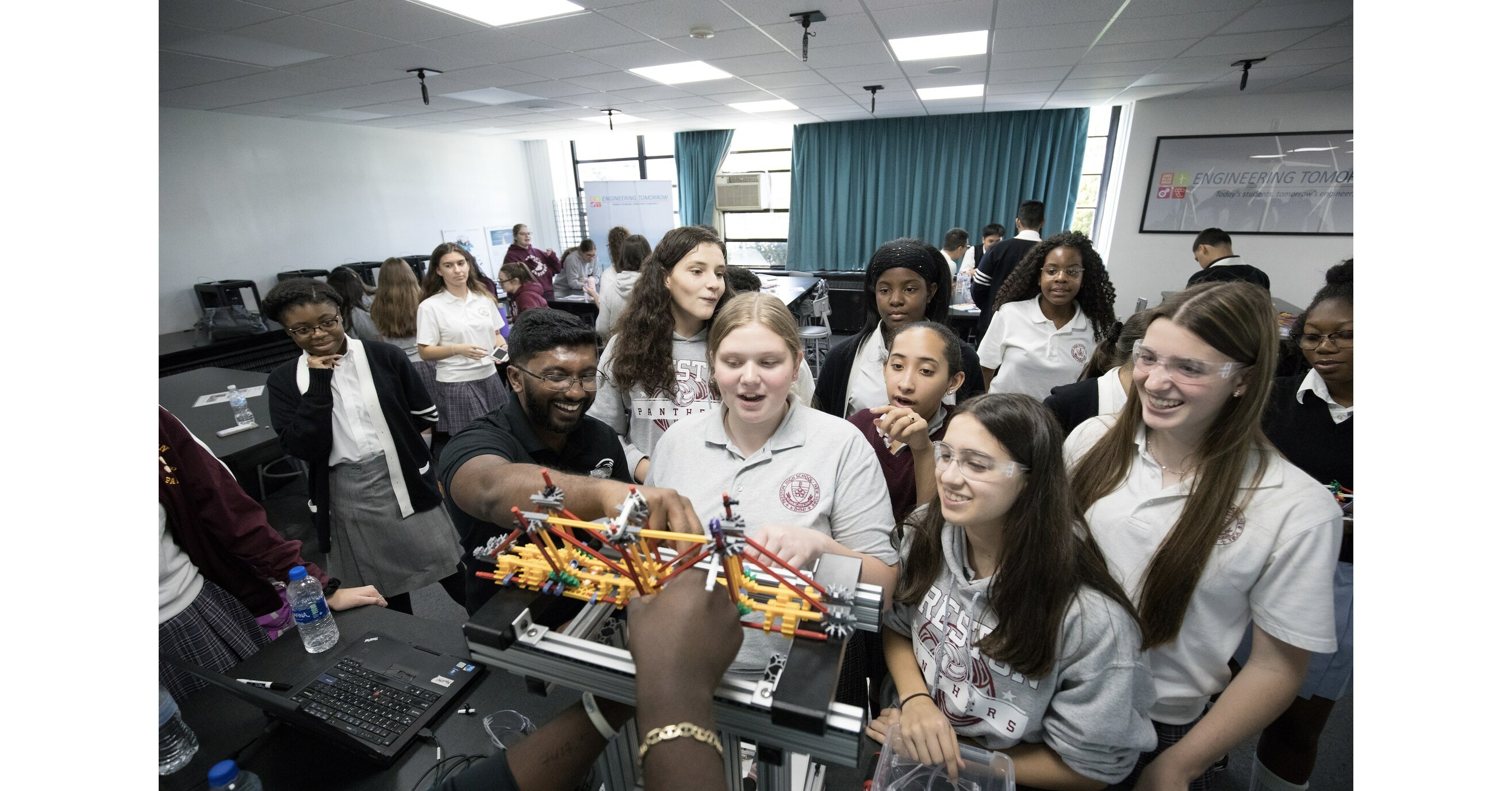 Engineering Tomorrow Expands Free Virtual Labs to Texas High Schools