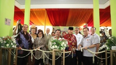 UTM Vice-Chancellor and UNSRI Rector at the launching of UTM-UNSRI Research Centre