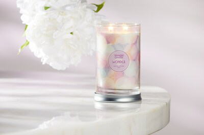 Fresh Floral Fragrance Embodies the Gratitude and Optimism Felt During Shared Moments of Happiness