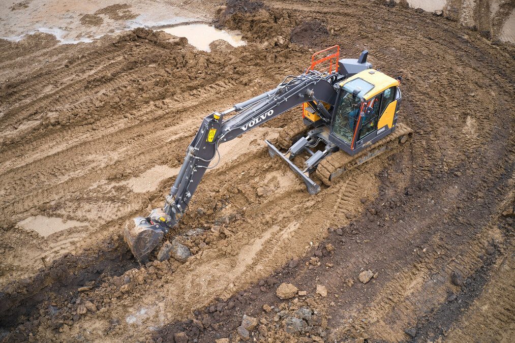 Trimble Introduces an All-In-One System for On-Machine Excavator Guidance and Site Surveying - Vimarsana News
