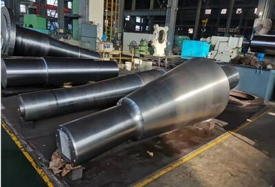 Manufacturing photo of processing equipment - Gyratory Crusher Main Shaft (CNW Group/Artemis Gold Inc.)