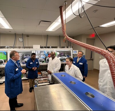 Tom Pilette shows Congressman Hunt, District Director Gilmore and Field Representative Hilburn the battery making process at Zeta's Houston Facility