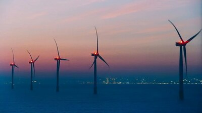 La production d'électricité quotidienne du projet d'énergie éolienne en mer Datang Nan'ao Lemen a atteint un nouveau sommet en une seule journée. (PRNewsfoto/Shanghai Electric)