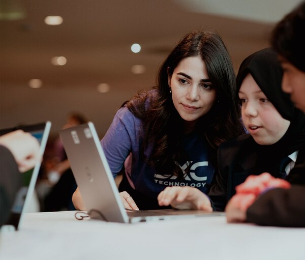 DXC Technology and Manchester United Foundation Launch Digital Futures Academy to Educate and