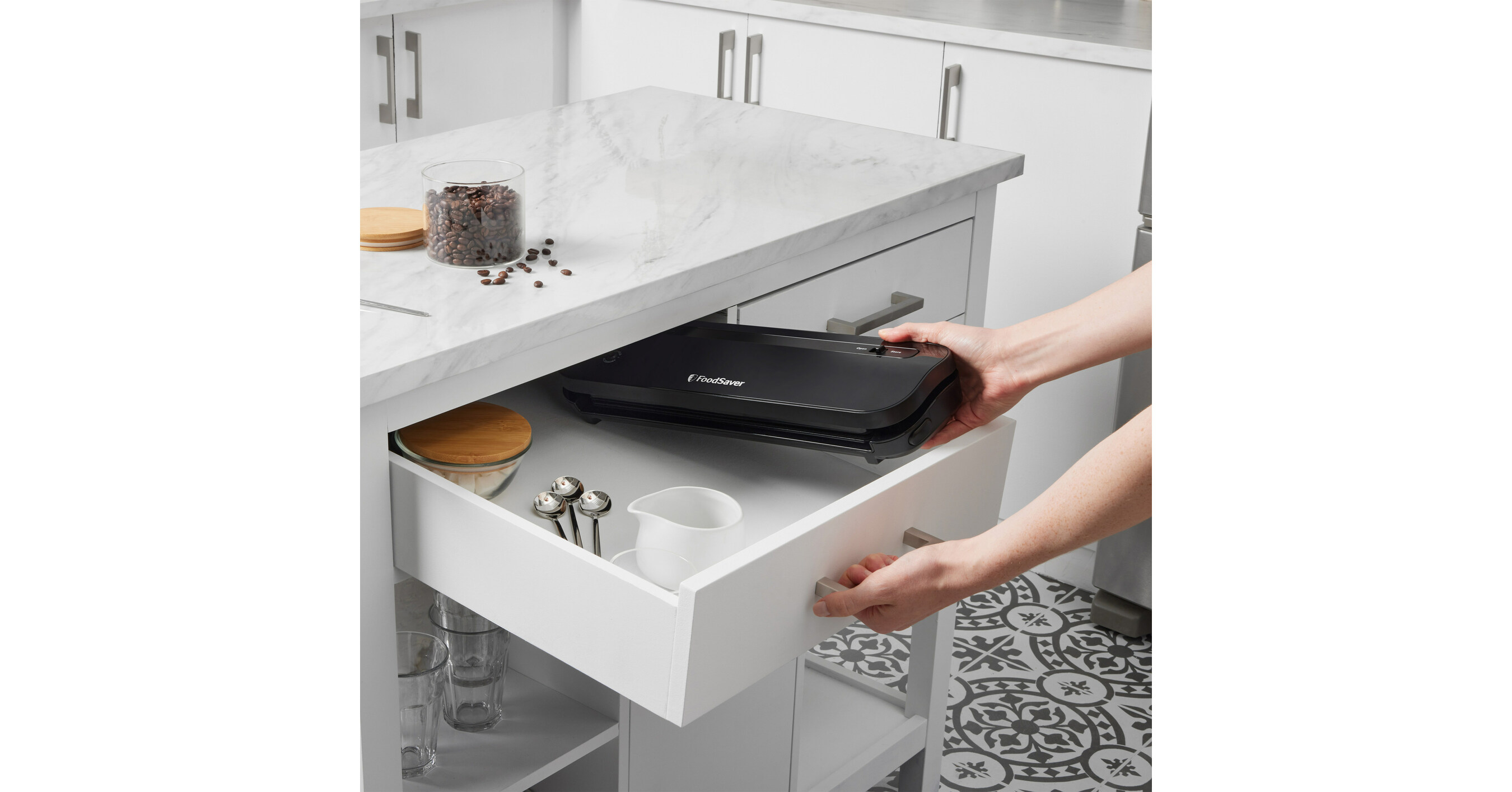 New FoodSaver® Compact Vacuum Sealer Delivers FullSized Power in a