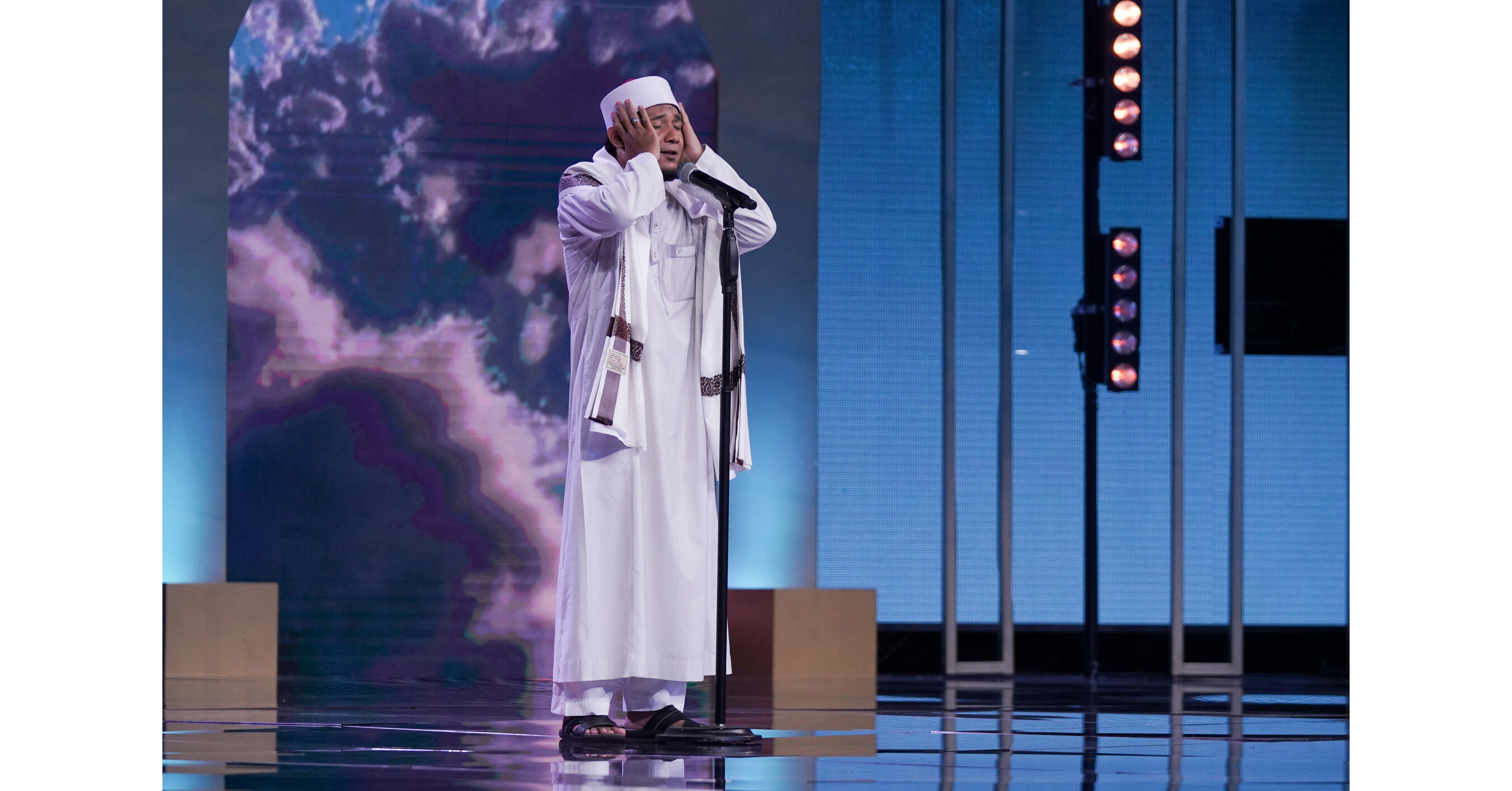 Kontestan melintasi 199 pulau untuk berkompetisi dalam kontes religi terbesar di dunia