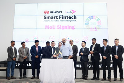 Representantes de Huawei Bangladesh y bKash firman el memorando de entendimiento. (PRNewsfoto/Huawei)