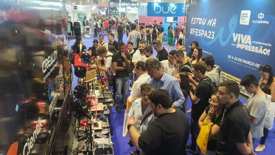 Creality’s Maker Truck atraiu muitos visitantes na FESPA Brasil 2023. (PRNewsfoto/CREALITY 3D)